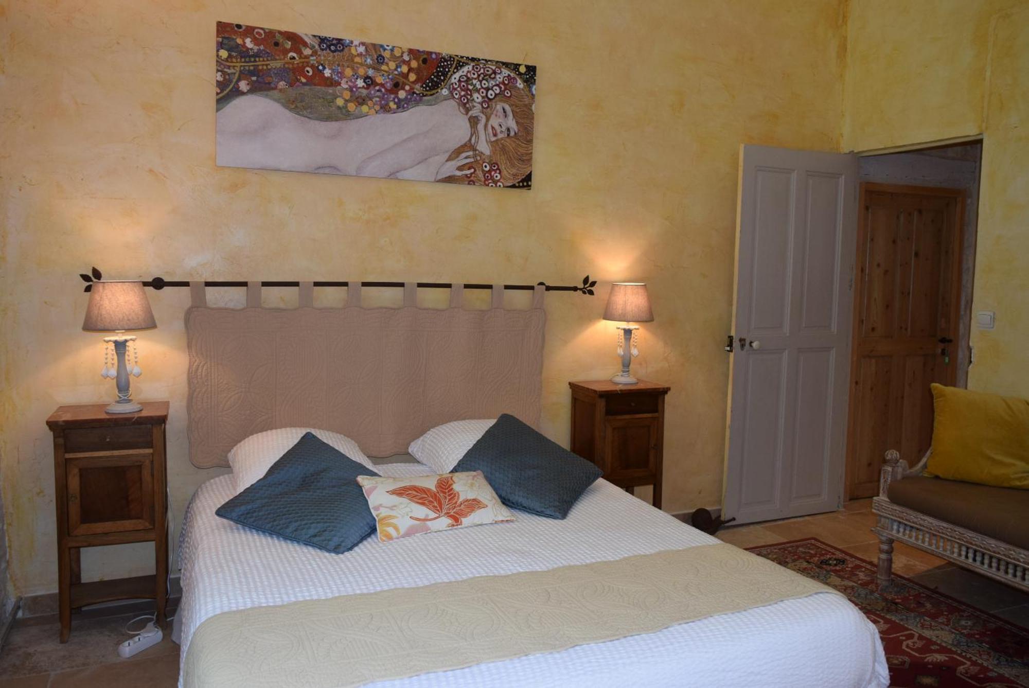 La Bastide Des Amouriers Caumont-sur-Durance Esterno foto