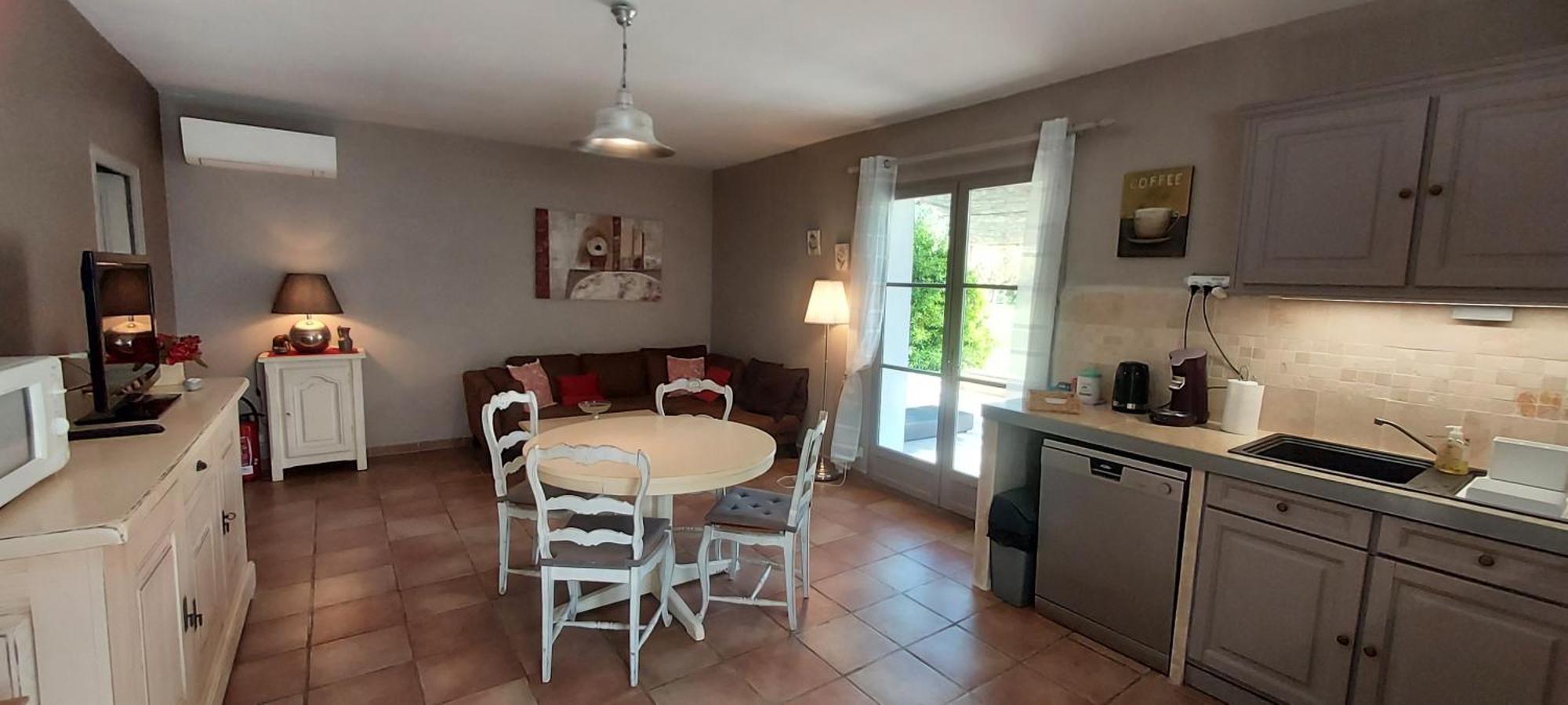 La Bastide Des Amouriers Caumont-sur-Durance Esterno foto